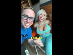 Kim 26enne Dominicana con MAXimo