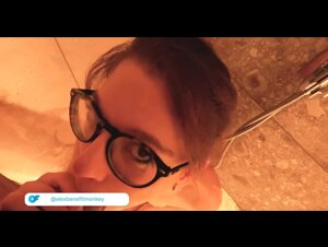 Thumb 8